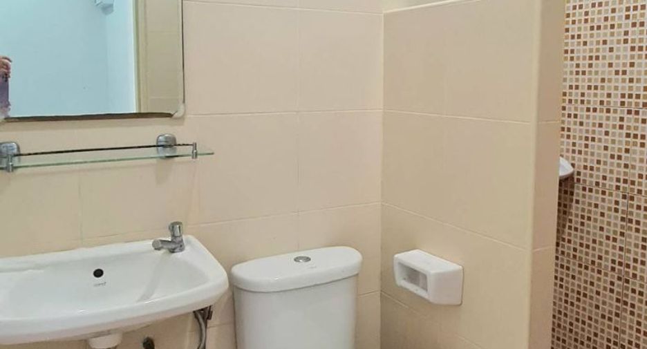 For sale 2 bed townhouse in Phan Thong, Chonburi