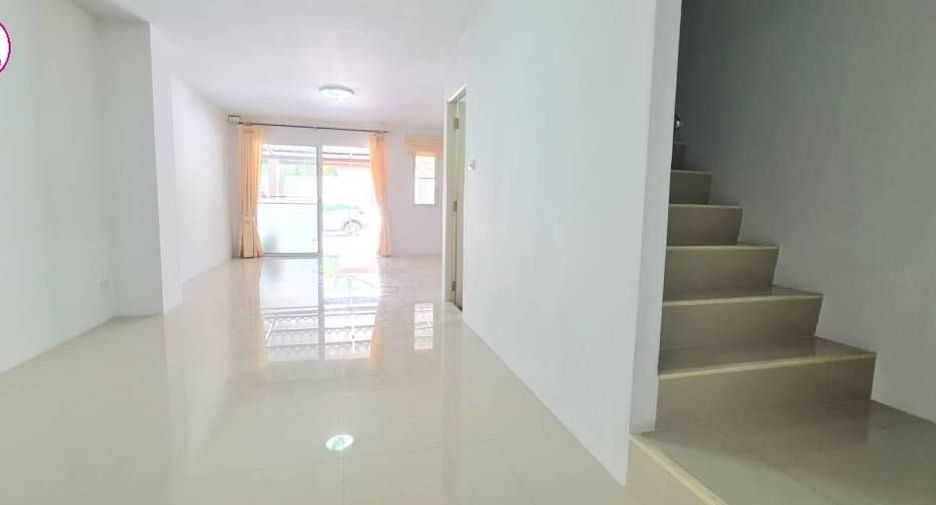 For sale 2 bed townhouse in Phan Thong, Chonburi