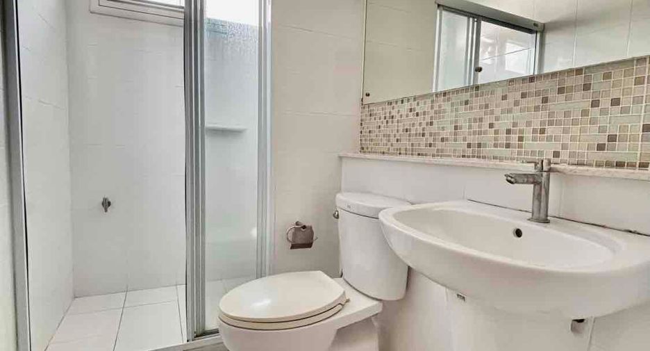 For rent 3 bedrooms house in Bang Phli, Samut Prakan