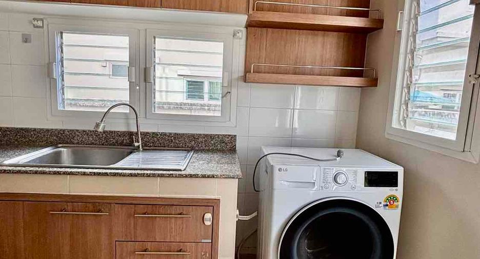 For rent 3 bedrooms house in Bang Phli, Samut Prakan