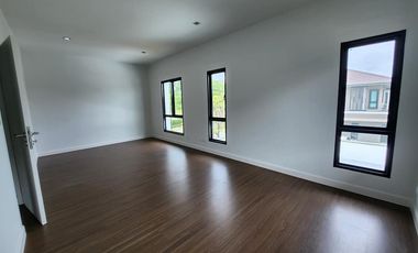 For sale 3 bedrooms house in Bang Phli, Samut Prakan