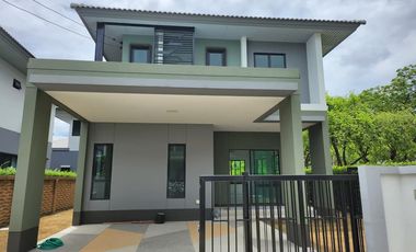 For sale 3 bedrooms house in Bang Phli, Samut Prakan