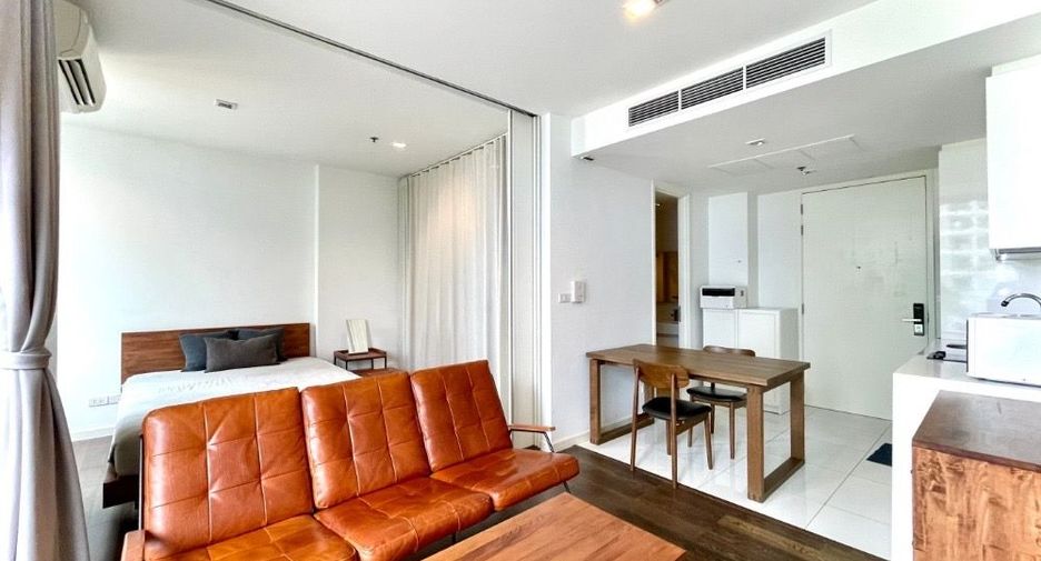 For rent and for sale 1 bed condo in Sathon, Bangkok