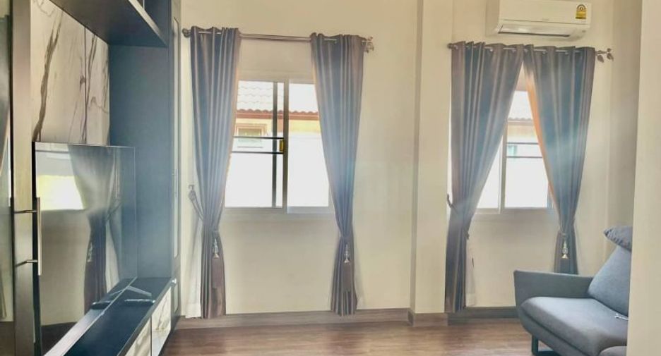 For rent そして for sale 4 Beds villa in San Kamphaeng, Chiang Mai
