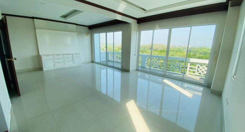 For sale 2 Beds condo in Mueang Rayong, Rayong