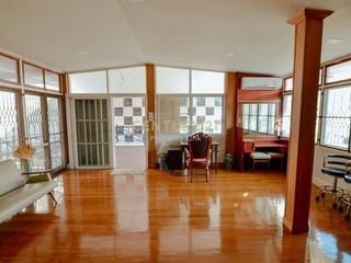 For rent 4 ベッドルーム house in Phaya Thai, Bangkok