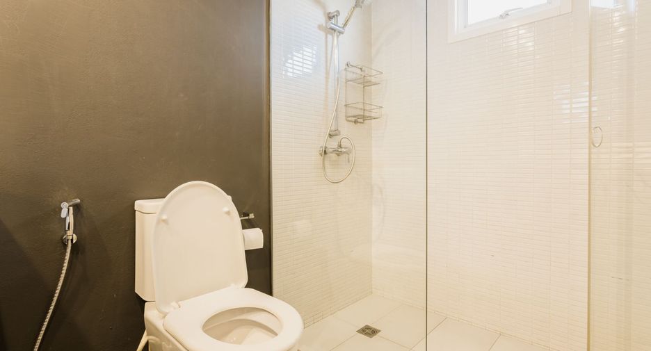 For rent 1 bed condo in Pathum Wan, Bangkok