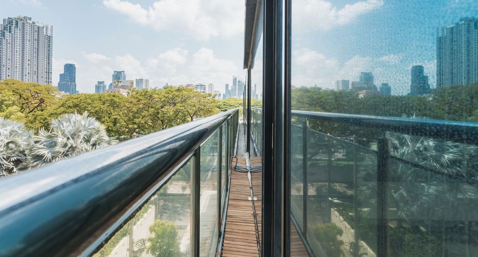 For rent 1 bed condo in Pathum Wan, Bangkok