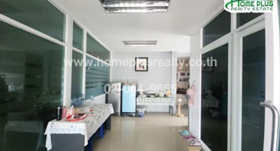 Продажа 3 спальни офис в Нонг Чок, Бангкок