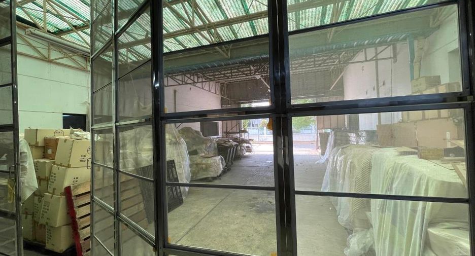 For rent warehouse in Uthai, Phra Nakhon Si Ayutthaya