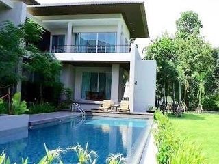 For rent 6 bed house in Mueang Nonthaburi, Nonthaburi