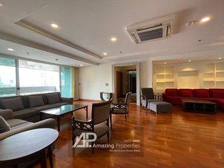 For rent 3 bed apartment in Khlong Toei, Bangkok