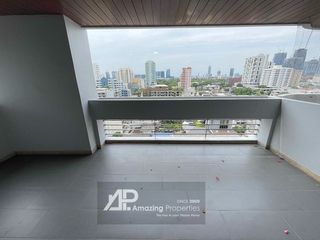 For rent 3 bed apartment in Khlong Toei, Bangkok
