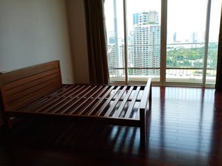 For rent and for sale 3 bedrooms condo in Pathum Wan, Bangkok
