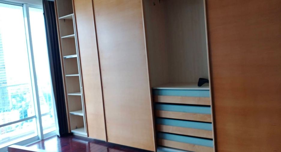 For rent and for sale 3 bedrooms condo in Pathum Wan, Bangkok