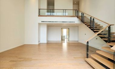 For sale 4 bedrooms condo in Khlong San, Bangkok