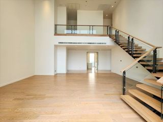 For sale 4 bed condo in Khlong San, Bangkok