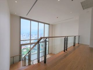 For sale 4 bed condo in Khlong San, Bangkok