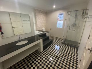 For rent 3 Beds house in Watthana, Bangkok