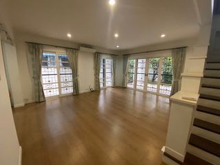 For rent 3 Beds house in Watthana, Bangkok