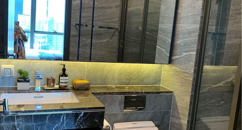 For rent 1 bed condo in Khlong Toei, Bangkok