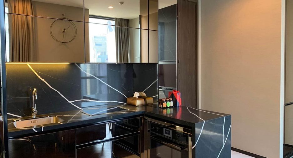 For rent 1 bed condo in Khlong Toei, Bangkok