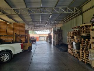 For sale 4 bed warehouse in Mueang Samut Prakan, Samut Prakan