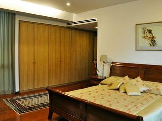 For rent 4 bedrooms house in Watthana, Bangkok