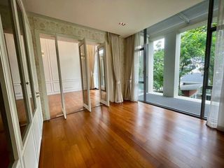 Condo en alquiler de 3 habitaciones en Sathon, Bangkok