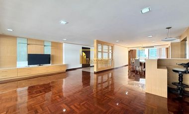 For rent 4 bedrooms apartment in Khlong Toei, Bangkok