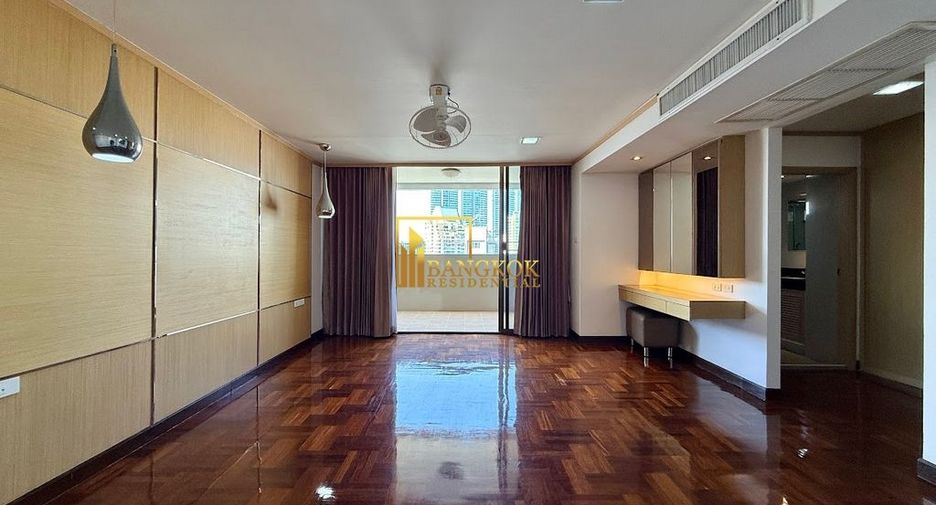 出租 4 卧室 公寓式住宅 在 Khlong Toei, 曼谷