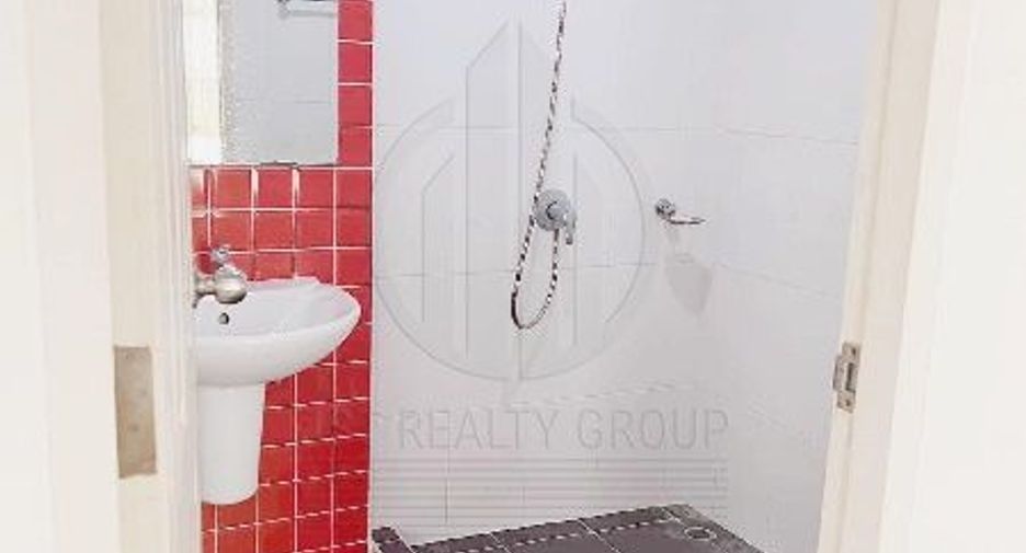 Haus zur Miete mit 4 Zimmer in Bang Kho Laem, Bangkok