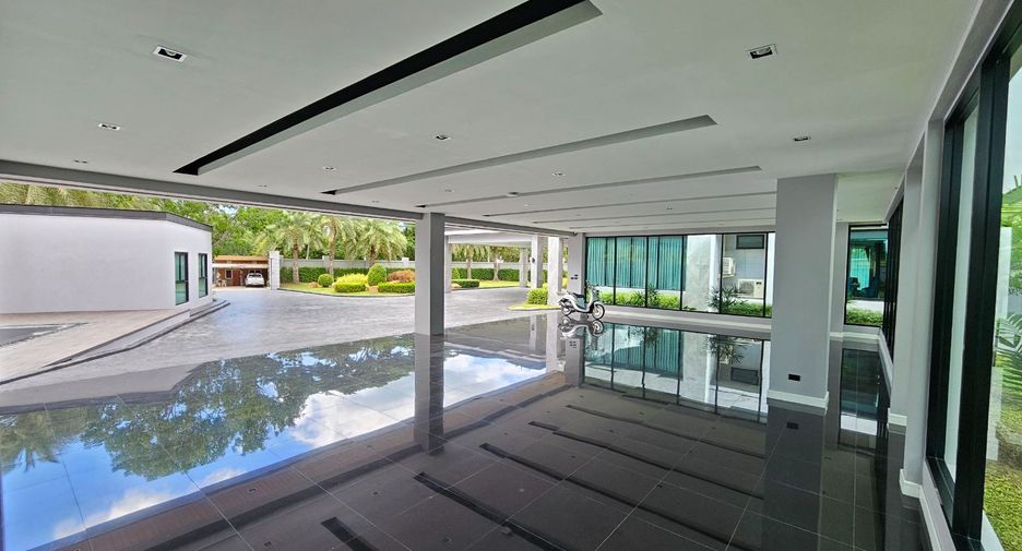 For sale 5 bedrooms house in Hua Hin, Prachuap Khiri Khan
