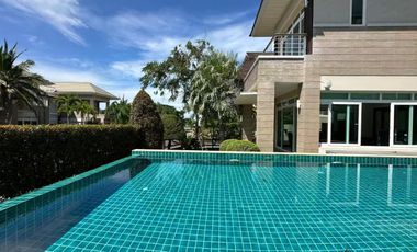 À vendre 4 chambres villa à Sattahip, Chonburi