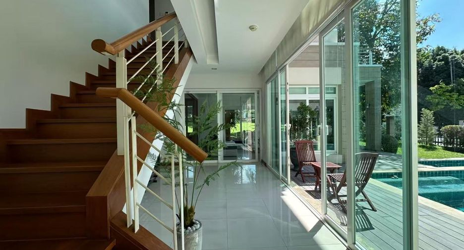 À vendre 4 chambres villa à Sattahip, Chonburi