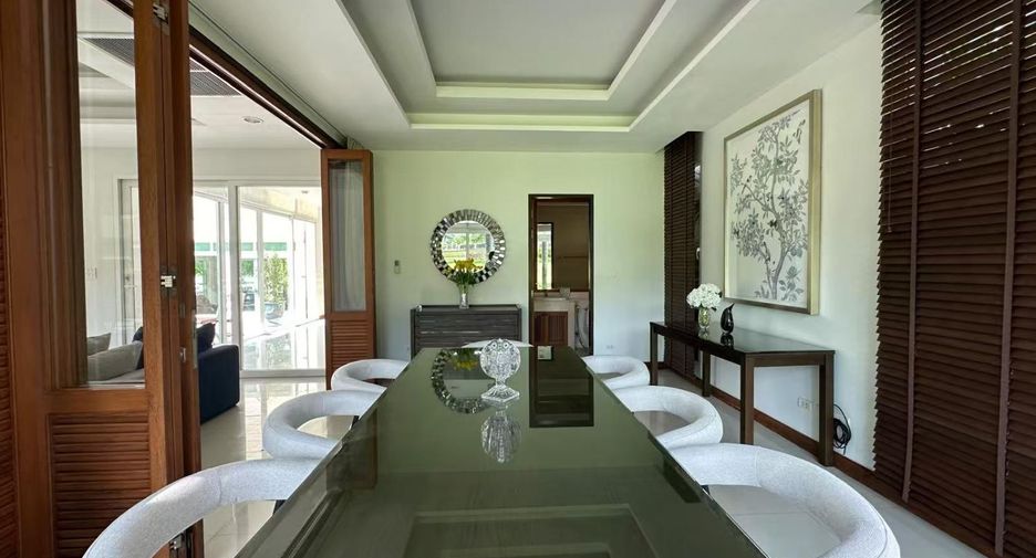À vendre 4 chambres villa à Sattahip, Chonburi