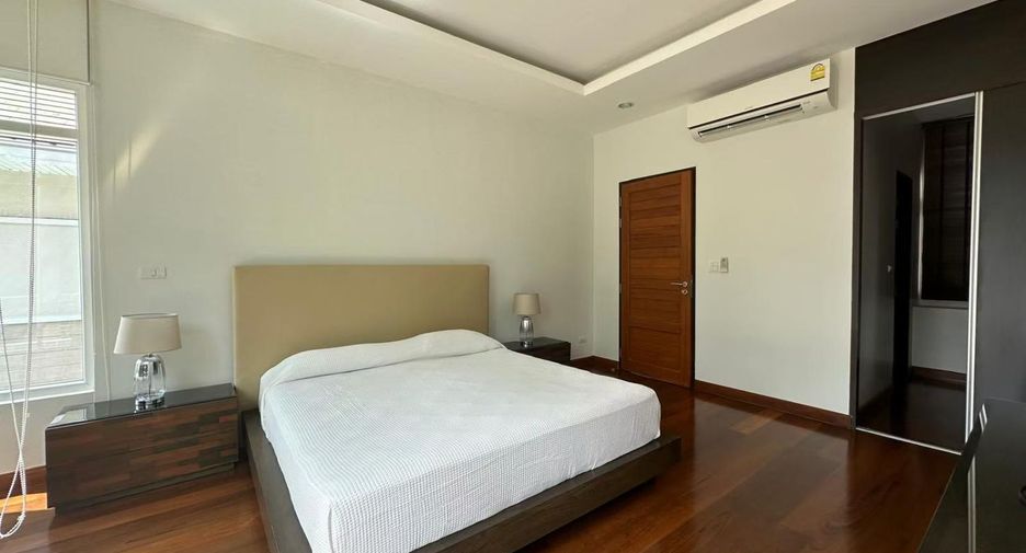 À vendre 4 chambres villa à Sattahip, Chonburi