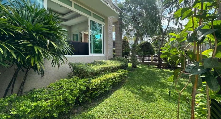 À vendre 4 chambres villa à Sattahip, Chonburi