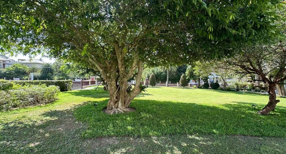 À vendre 4 chambres villa à Sattahip, Chonburi