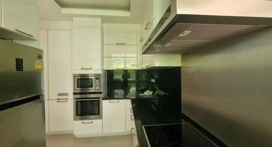 À vendre 4 chambres villa à Sattahip, Chonburi