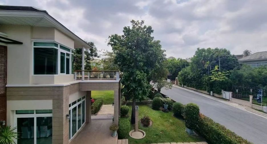 À vendre 4 chambres villa à Sattahip, Chonburi