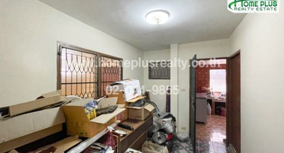 For sale 4 ベッドルーム house in Min Buri, Bangkok