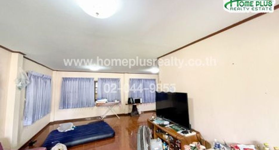 For sale 4 ベッドルーム house in Min Buri, Bangkok