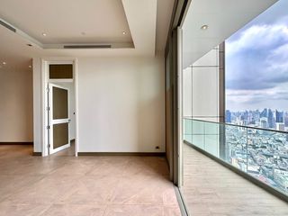 出售 2 卧室 公寓 在 Khlong San, 曼谷