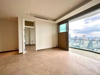 出售 2 卧室 公寓 在 Khlong San, 曼谷