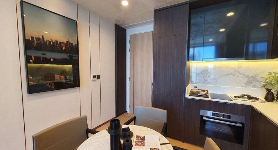 For sale 1 bed condo in Sathon, Bangkok