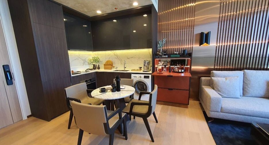 For sale 1 bed condo in Sathon, Bangkok