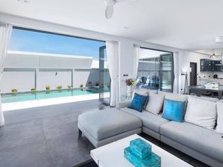 For sale 3 bedrooms villa in Mueang Phuket, Phuket