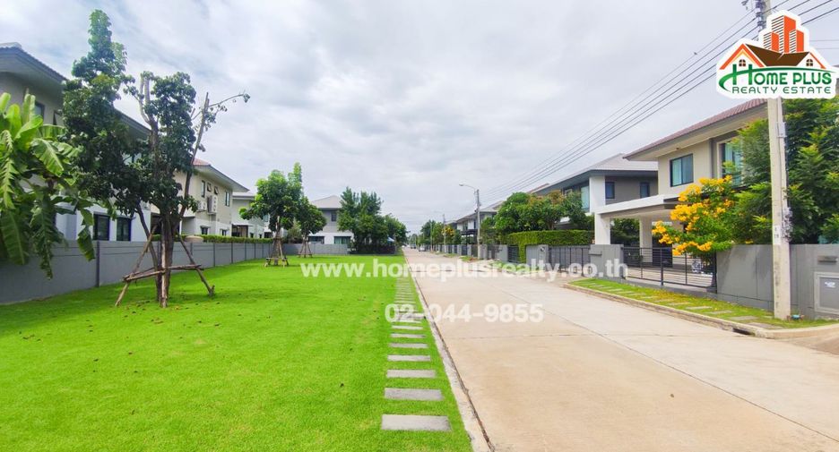 For sale 4 bedrooms house in Lat Krabang, Bangkok