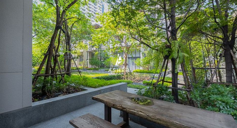 Casa en alquiler y en venta de 4 habitaciones en Watthana, Bangkok